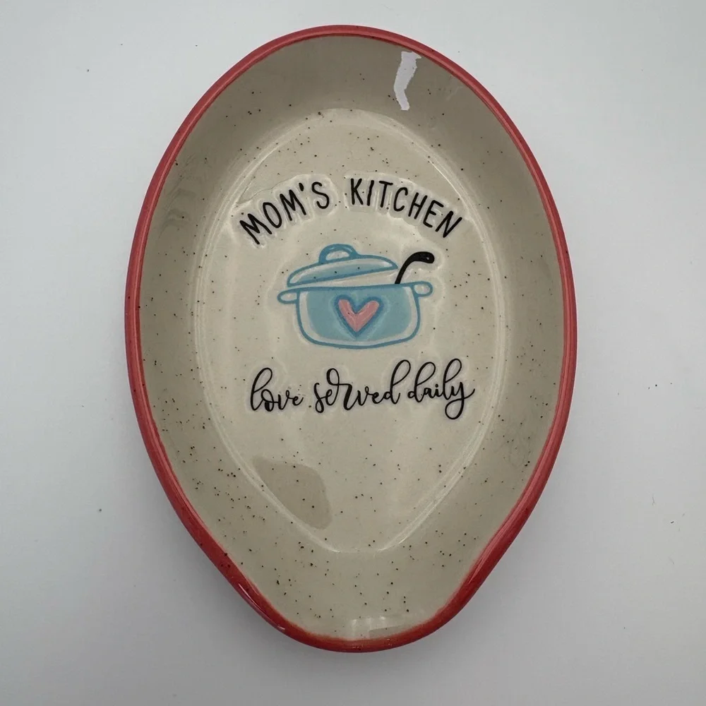 “Mom’s Kitchen love served daily” Spoon Rest